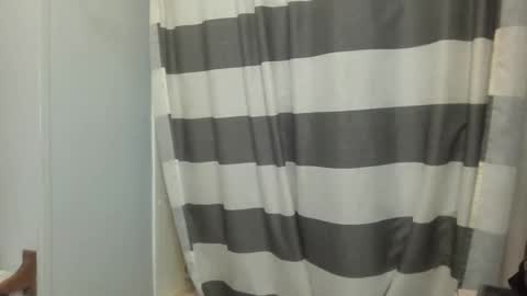 Queen N King Fun Night online show from 3, 10, 2025