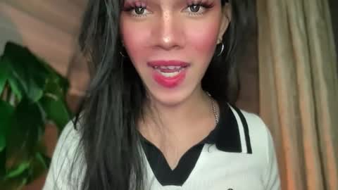 QUEEN online show from 8, 9, 2025