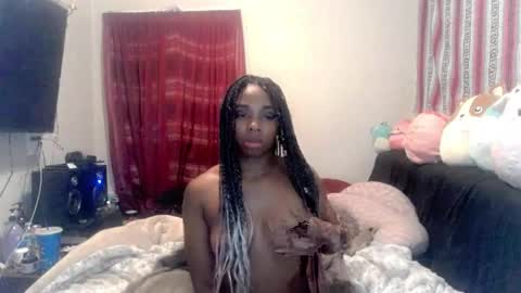 Snapshot of queenofheartsfaerah chatting on 9, 2, 2025 QueenOfHearts online show from 9, 2, 2025