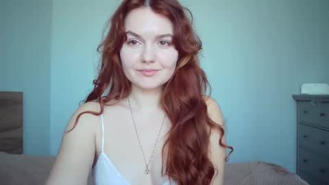 Snapshot of queenofmodels chatting on 9, 3, 2025 QueenOfModels online show from 9, 3, 2025