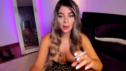 Queennofyuredreams online show from 15, 5, 2026