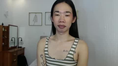 Snapshot of queenpaulaxx chatting on 8, 3, 2025 Paula watson online show from 8, 3, 2025