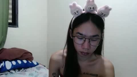 Snapshot of queenpaulaxx chatting on 9, 11, 2025 Paula watson online show from 9, 11, 2025