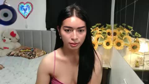 QueenPinay69 online show from 27, 11, 2025