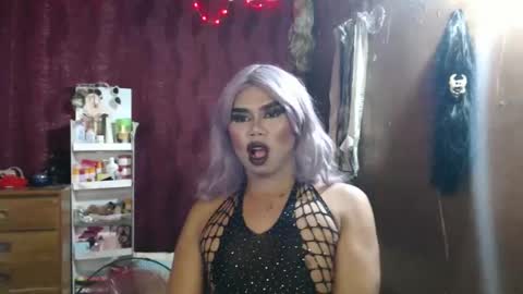 Snapshot of queenpinayebony_xx chatting on 10, 4, 2026 queenpinayebony_xx online show from 10, 4, 2026