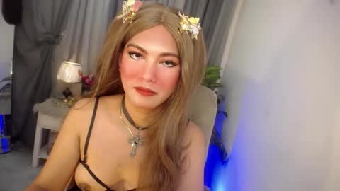 Snapshot of queensabbyvee chatting on 23, 10, 2025 Sabrina online show from 23, 10, 2025