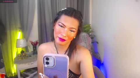 Snapshot of queensabbyvee chatting on 13, 11, 2025 Sabrina online show from 13, 11, 2025