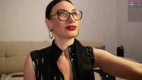 Viktoria online show from 15, 4, 2026