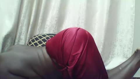 Snapshot of queenvivy chatting on 11, 5, 2026 VIVIAN online show from 11, 5, 2026