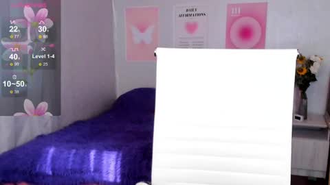 Snapshot of queitsharm_ chatting on 16, 7, 2026 Anna online show from 16, 7, 2026