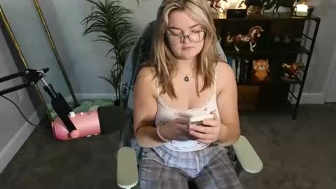 Bri online show from 16, 11, 2025