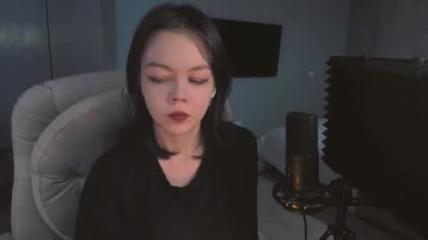 Snapshot of quietluxury chatting on 4, 3, 2026 quietluxury online show from 4, 3, 2026