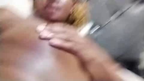 Snapshot of quiin22 chatting on 3, 12, 2025 Sheero online show from 3, 12, 2025