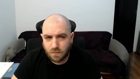 R0bila online show from 7, 3, 2026