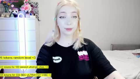 Snapshot of raaaaaaawr chatting on 14, 2, 2026 - online show from 14, 2, 2026