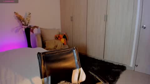 natalia  -  online show from 9, 9, 2025