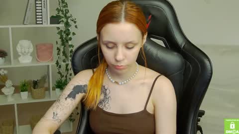 Snapshot of rachel__lips chatting on 7, 6, 2026 rachel__lips online show from 7, 6, 2026