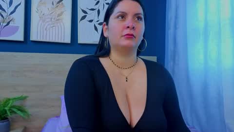 Snapshot of rachel_carlton chatting on 11, 5, 2026 Rachel online show from 11, 5, 2026