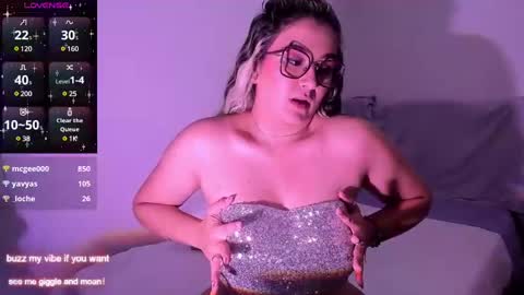 Snapshot of rachel_fo chatting on 31, 12, 2024 Rachel Foss online show from 31, 12, 2024