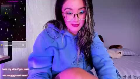 Snapshot of rachel_fo chatting on 15, 10, 2025 Rachel Foss online show from 15, 10, 2025