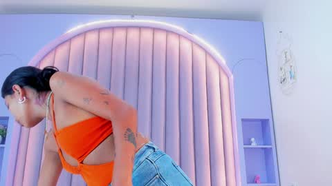  RACHEL  online show from 31, 1, 2025