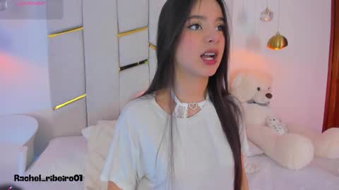 Snapshot of rachel_ribeiro chatting on 8, 11, 2025 Rachel Ribeiro online show from 8, 11, 2025