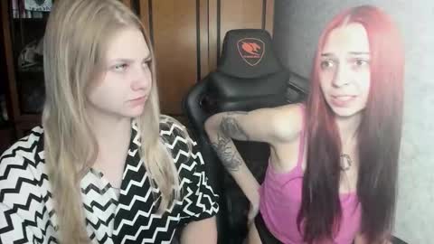 Snapshot of rachel_sharp chatting on 12, 9, 2025 Make me cum online show from 12, 9, 2025