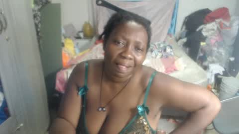 Snapshot of rachelexoticgirl chatting on 2, 5, 2026 rachelexoticgirl online show from 2, 5, 2026
