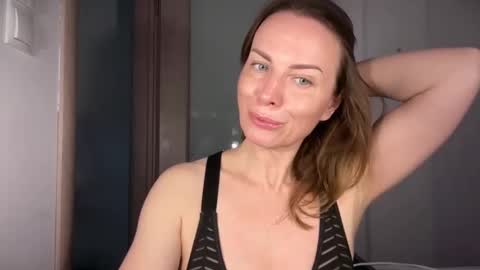 Snapshot of rachelldelicious chatting on 18, 5, 2026 Rachel online show from 18, 5, 2026