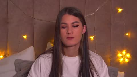 RachellSimpson online show from 9, 12, 2024