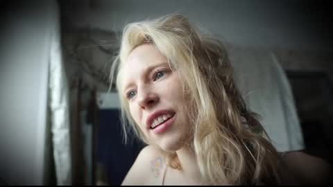 Snapshot of radiant_ada chatting on 25, 2, 2025 ada online show from 25, 2, 2025