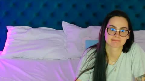 sweet peach online show from 17, 2, 2026