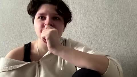 Snapshot of raegriego chatting on 15, 5, 2026 Emmie online show from 15, 5, 2026