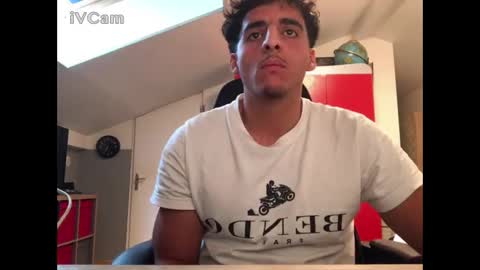 Snapshot of raes69 chatting on 5, 2, 2026 raes online show from 5, 2, 2026