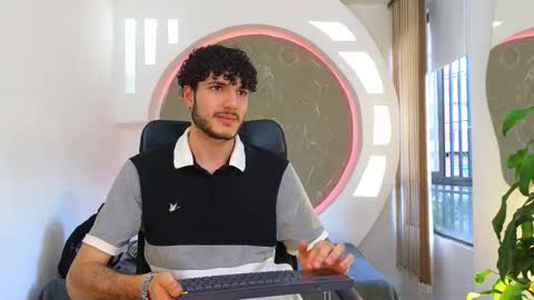 R A F A E L online show from 9, 9, 2025