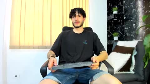 R A F A E L online show from 7, 11, 2025