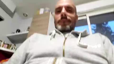 Snapshot of raidhot4646 chatting on 29, 11, 2025 raidhot4646 online show from 29, 11, 2025