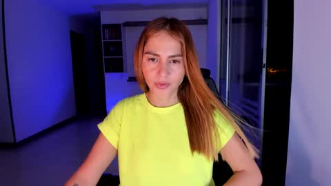 Jennyindependent model . online show from 5, 2, 2025