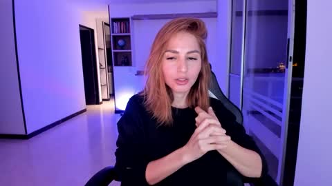 Jennyindependent model . online show from 18, 2, 2025