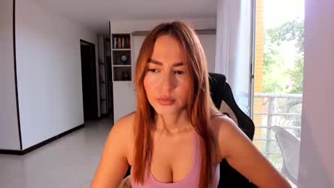 Jennyindependent model . online show from 4, 4, 2026