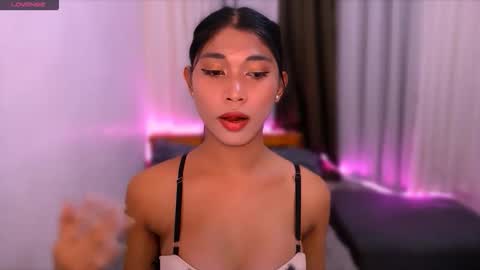 raindrizzle1706 online show from 27, 2, 2026