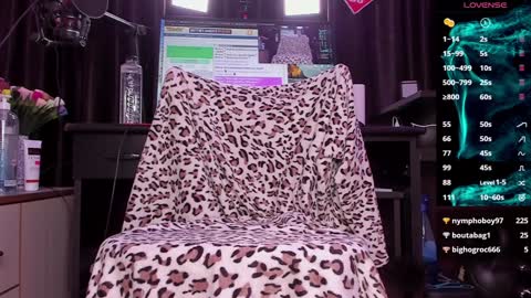 Laura online show from 19, 1, 2025