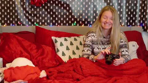 Snapshot of ramichick chatting on 10, 12, 2024 Rami online show from 10, 12, 2024