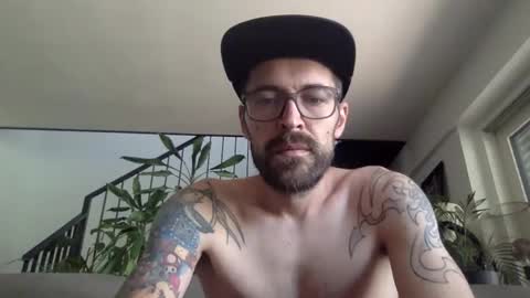 Snapshot of ramler0815 chatting on 8, 6, 2026 ramler0815 online show from 8, 6, 2026