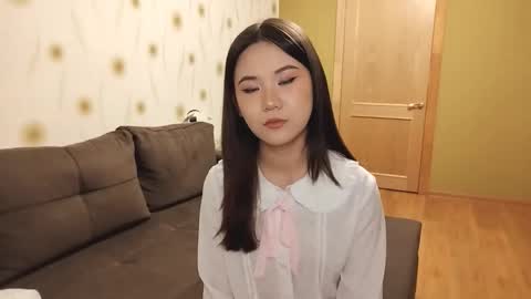 Snapshot of ranawiedenheft chatting on 16, 3, 2026 Lee online show from 16, 3, 2026