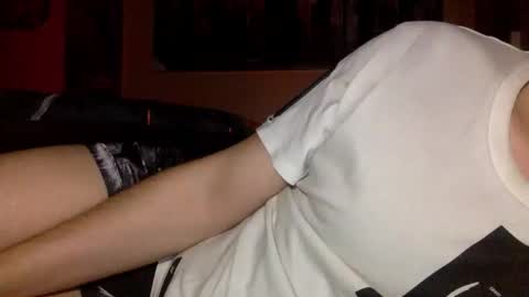 Snapshot of randobad12 chatting on 4, 4, 2026 randobad12 online show from 4, 4, 2026