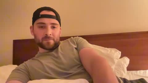 Snapshot of randomdude5950 chatting on 4, 12, 2024 randomdude5950 online show from 4, 12, 2024