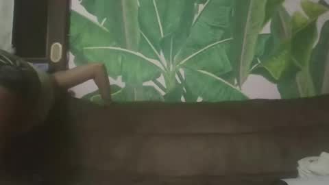 Snapshot of randomgirlonsofa chatting on 1, 2, 2026 Random girl on sofa online show from 1, 2, 2026
