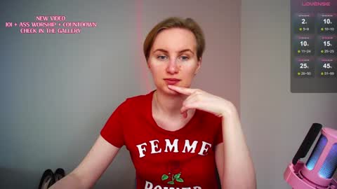 Snapshot of randycherry chatting on 9, 7, 2026 Cherry Miss Cherry online show from 9, 7, 2026