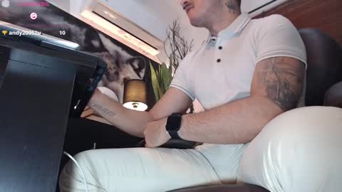 Snapshot of randylukehot chatting on 14, 1, 2025 randylukehot online show from 14, 1, 2025